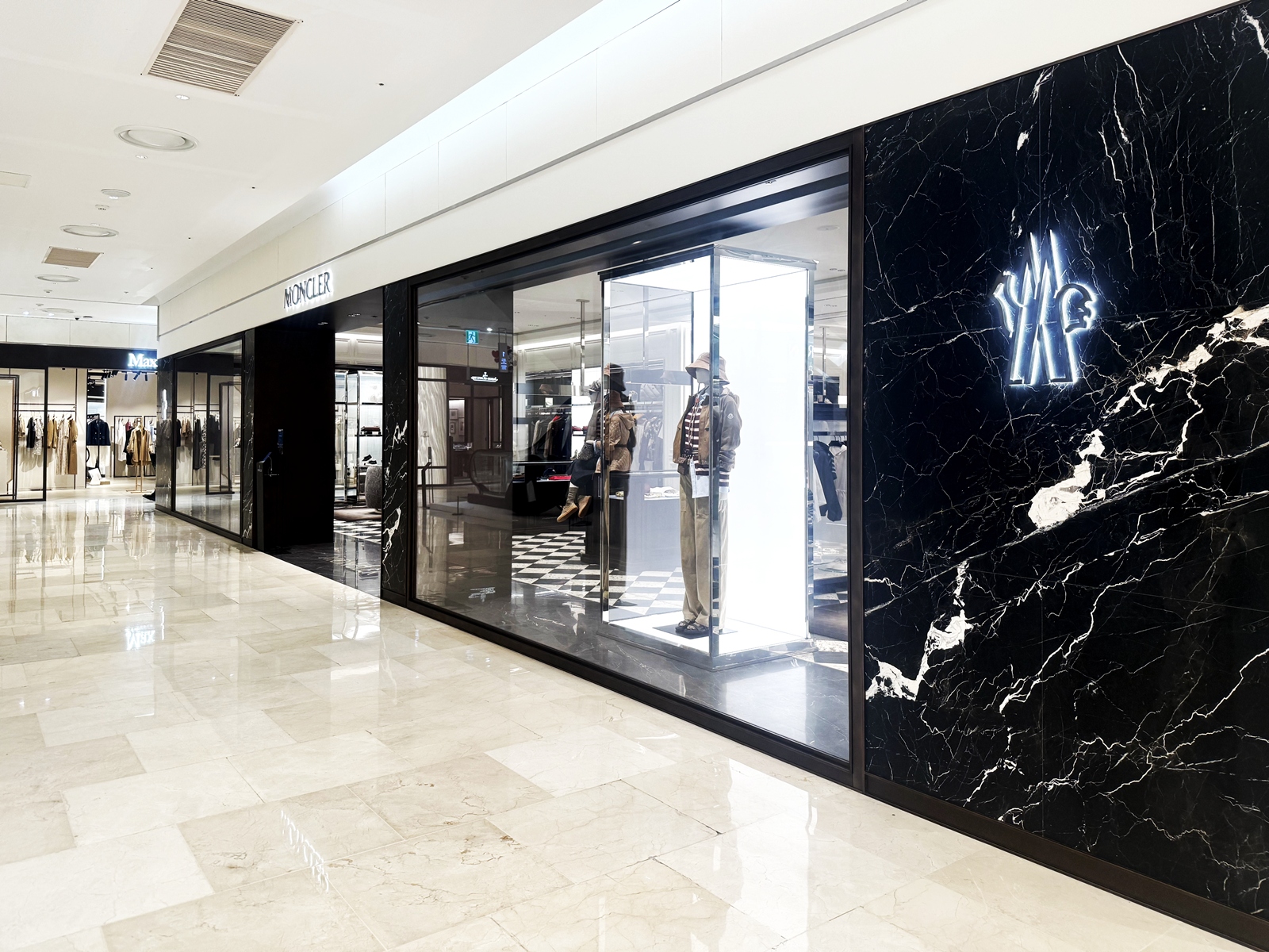 롯데백화점 인천점, '1조 클럽' 노린다... 지난해 8300억 기록 2965-Image